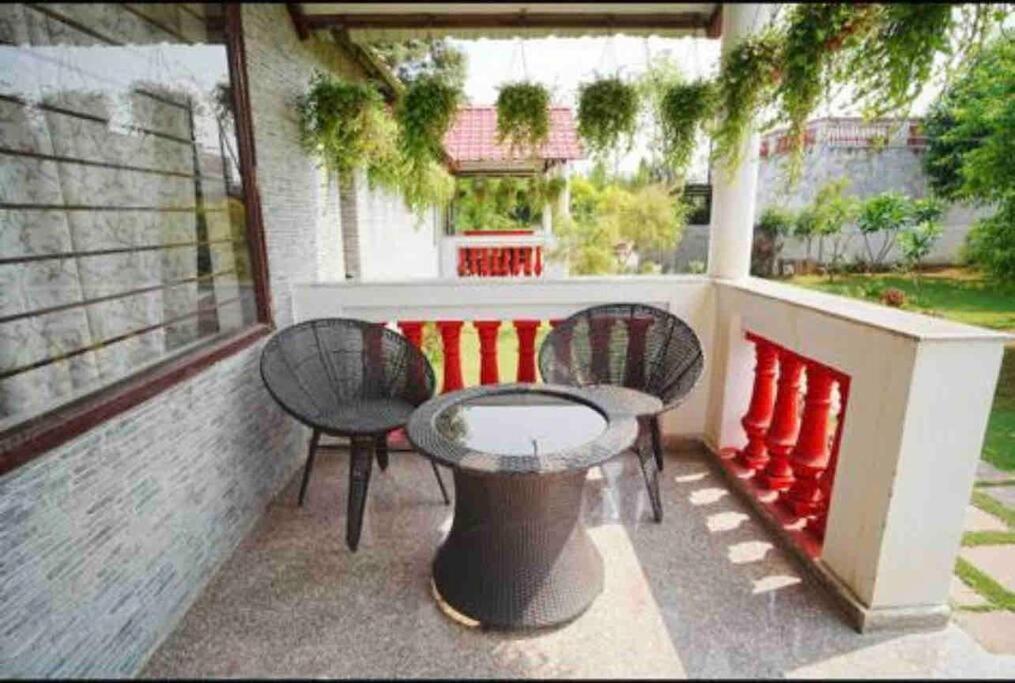 Achal Farm जंगल में मंगल Vila Gurgaon Exterior foto